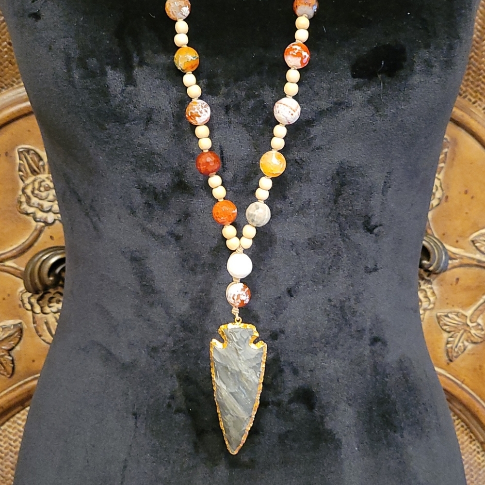 Black Agate Stone Arrowhead Glass and Wood Bead Necklace